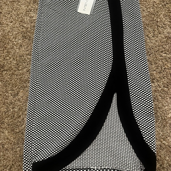 NWT!!! Black and White Pencil Skirt - Picture 1 of 5